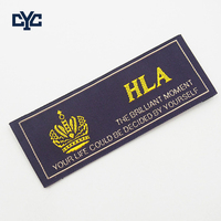Étiquettes de vêtements personnalisées en polyester tissé rectangulaires avec logo de marque en tissu, pliées à la fin, étiquette de couleur pour le cou, pour l'image de marque des vêtements