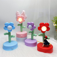 Lampes de bureau de chevet 4 couleurs bon marché Lampe de table en forme de fleur pour chambre à coucher pour enfants Cadeaux