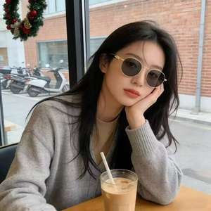 Lunettes de soleil ovales en métal pour femmes Jinhua 907, monture intégrale, verres AC, protection UV, style urbain tendance - Product Image 1