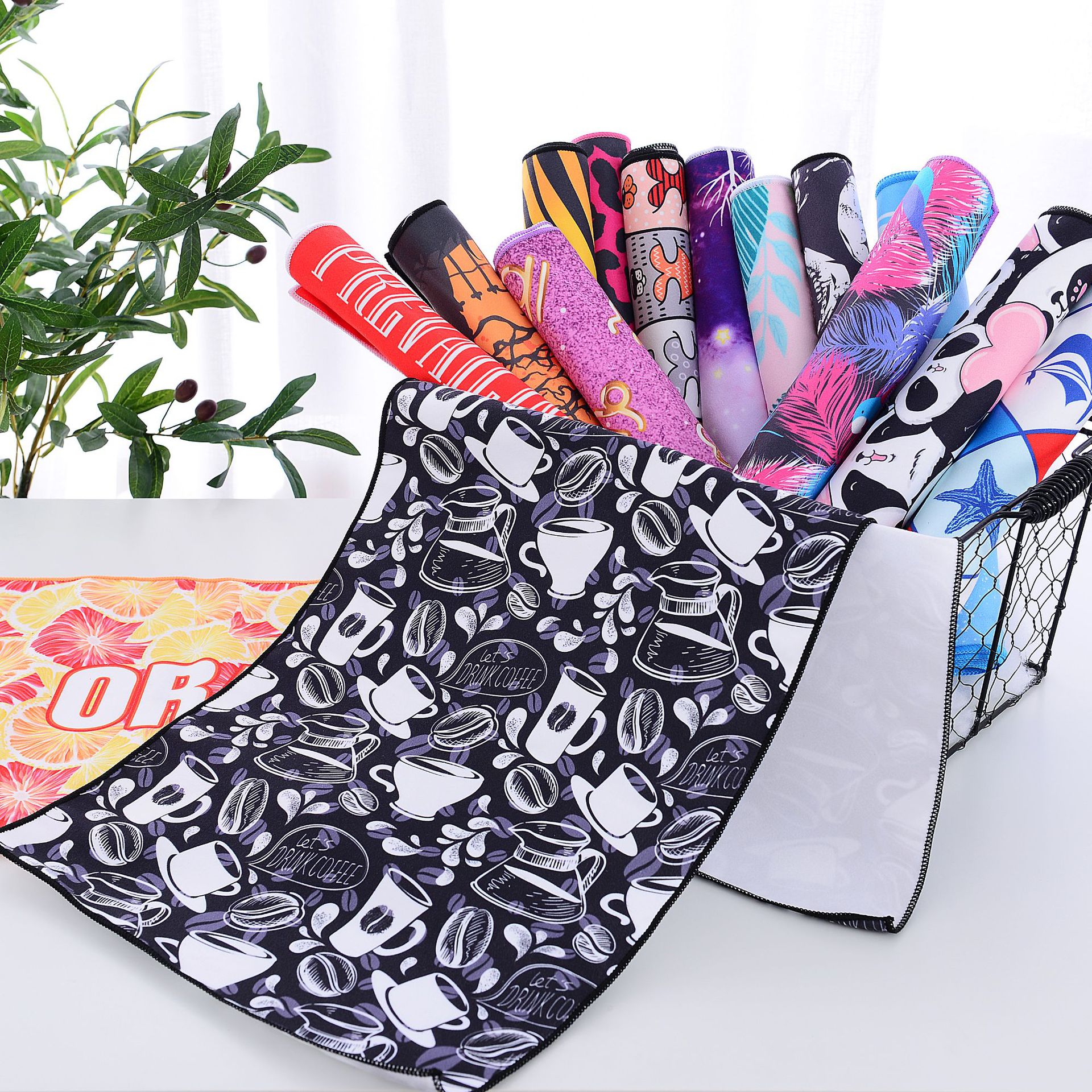 Новый дизайн, спортивное пляжное полотенце с напечатанным логотипом без песка, быстро сохнущее