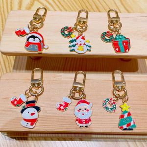 Nouvelle Tendance Porte-clés Métallique Mignon et Coloré pour Cadeaux de Noël, Mini Pendentif Portable, Accessoires de Décoration de Sac - Product Image 6