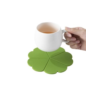 Tapis isolant thermique en silicone en forme de fleur, style nordique, dessous de plat, dessous de verre, anti-brûlure, dessous de casserole, design moderne, écologique - Product Image 4