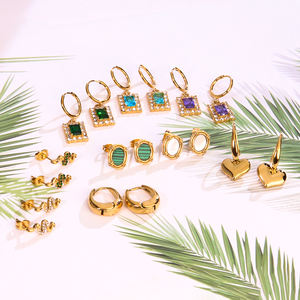 पाउडर कस्टम <span class=keywords><strong>10</strong></span> जोड़े स्टेनलेस स्टील के सोने के स्टड अतिरंजित 18k सोने की प्लेटेड ट्रेंडी महिलाओं के हूप इयररिंग्स सेट जिरकॉन - Product Image 6