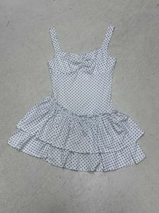 ชุดเดรสลายจุดสุดโรแมนติกพร้อมเสื้อท่อนบนแบบรัดรูป |   ทรงเอไลน์เอวธรรมชาติ พิมพ์ลายดิจิทัล ซักได้ ใส่ได้ทุกวันในช่วงฤดูร้อน - Product Image 2