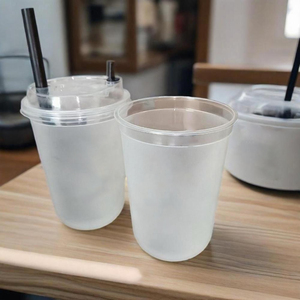 Bedrukte logo 90mm 9oz 12oz 16oz 23oz PP U-vormige frosted plastic beker met deksel voor bubble tea & ijskoffie - Product Image 1