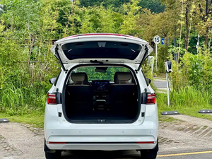 Véhicule d'occasion BYD Song MAX DM-i 105KM Executive 6 places, véhicule utilitaire sport hybride rechargeable, véhicule électrique familial et professionnel, modèle 2022, export - Product Image 6