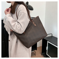 Nouveau Sac Fourre-tout Tendance pour Femme 2026 – Minimaliste, Élégant, Grande Capacité, Polyvalent (Porté Épaule, Bandoulière ou à la Main)