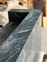 Produit en pierre d'intérieur Landiview, mobilier en pierre personnalisé, marbre vert italien Verde Alpi, comptoir de réception