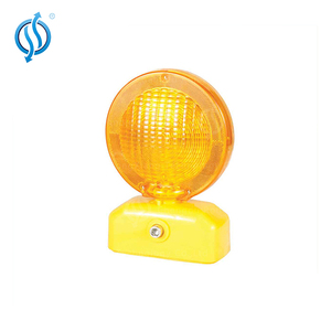 Semaforo lampeggiante a LED ad energia solare - Product Image 2