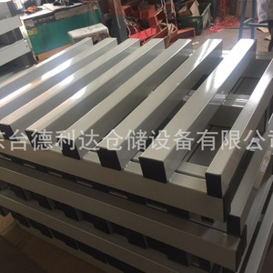 Delida Feed Steel Pallet 2.0T Single-Sided Reinforced 4-Way Entry For Storage - Product Image 1