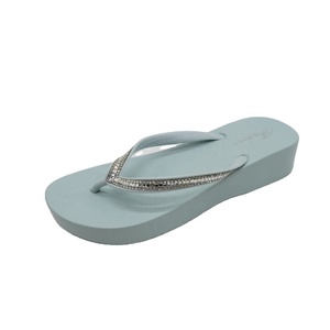 Pantoufles à semelles compensées pour femmes, tongs de Style Simple, tige en PVC avec décoration de diamant, été, - Product Image 5
