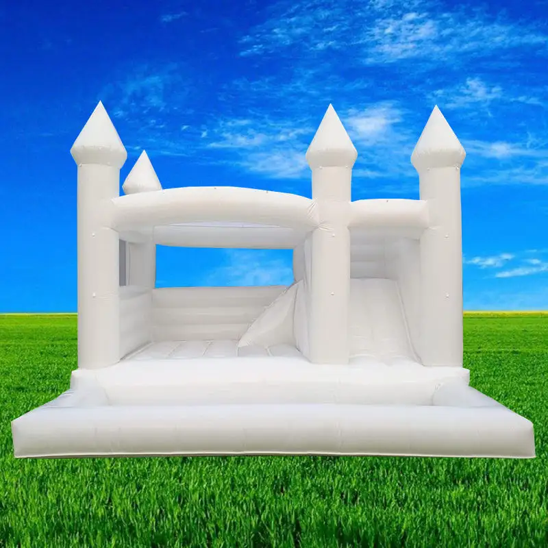 Castelo inflável comercial com escorregador castelo inflável branco com combinação de castelo bronzeado pastel