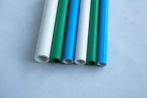 Raccords de tuyauterie d'eau : coudes et tés à filetage extérieur et intérieur pour installation domestique - Product Image 4