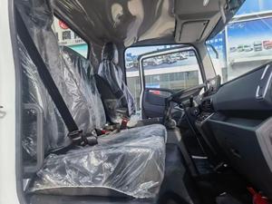 Grue montée sur camion CLW 5 tonnes, hauteur de levage 20 m, flèche télescopique, système entièrement hydraulique, boîte de vitesses Parker, pompe moteur - Product Image 6