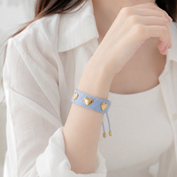 Bracelet d'amitié personnalisé avec logo brodé, cœurs dorés en métal, ajustable, tressé, OEM, cadeau de mode pour femme