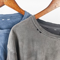 Camiseta de hombre personalizada con efecto lavado, cuello desgastado, estilo oversize, streetwear, corte holgado, cuello redondo, vintage, descolorida y desgastada