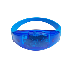 Fine Green <span class=keywords><strong>Promotion</strong></span> Benutzer definiertes Logo Party Favor Sound Aktiviert Led Silikon Armband Konzert Bewegung Aktiviert Led Armband - Product Image 6