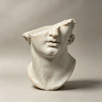 Buste en marbre brisé poli et lisse, sculpture sculptée à la main, style vintage, œuvre d'art pour l'aménagement intérieur haut de gamme