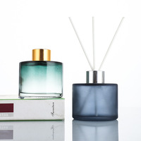 Bouteille en verre de parfum vide sans feu diffuseur de parfum ensemble de bouteilles d'eau 50ml 100ml 150ml 200ml bouteilles de diffuseur avec bouchons