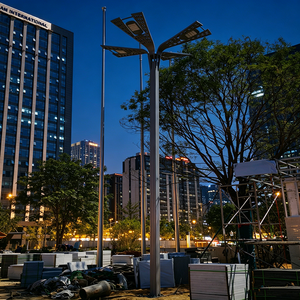 Lampe de cour LED <span class=keywords><strong>Magnolia</strong></span> chinois 8M 10M, éclairage paysager extérieur doré multi-têtes pour place publique et parc - Product Image 2