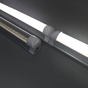 Tubo de lámpara LED <span class=keywords><strong>T5</strong></span> Conjunto completo integrado de lámpara de tira larga Lámpara <span class=keywords><strong>fluorescente</strong></span> T8 para el hogar Tubo súper brillante 1,2 m PC 90 Personalizable - Product Image 4