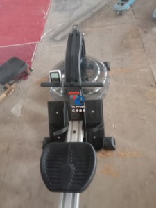 YG-R001 YG Fitness Water Rower : Appareil de <span class=keywords><strong>cardio</strong></span>-training de gym en bois pour l'entraînement cardiovasculaire et le <span class=keywords><strong>rameur</strong></span> aquatique - Product Image 6