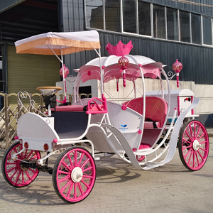 Chariot de mariage élégant en acier, modèle citrouille évidée, pour amoureux, traîné par des chevaux - Product Image 1