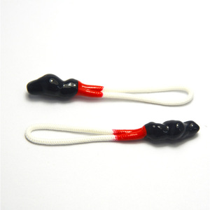 Thiết Kế Thời Trang Tùy Chỉnh In Logo Màu Đôi Silicone Ngâm Dây Dây Kéo <span class=keywords><strong>Puller</strong></span> Cho Áo Khoác/Quần Áo/Túi Xách - Product Image 2