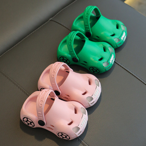 Pantoufles de voiture lumineuses imperméables pour enfants été garçons et filles Anti-collision dessin animé jardin pantoufles semelle souple antidérapante - Product Image 4