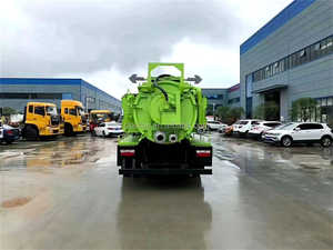 Camión Cisterna de Succión de Aguas Residuales Dongfeng 4x2 LHD de 5000 Litros, Precio de Fábrica, Venta Directa de Fábrica en China - Product Image 5