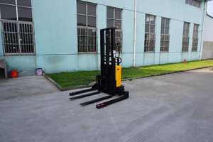 Apilador de Palés Semi-Eléctrico de 1 Tonelada, Capacidad de Carga de 1.5T/2 Toneladas, Altura de Elevación de 1.6m/3.5m, Máquina Apiladora Hidráulica Manual, Precio de Fábrica - Product Image 6