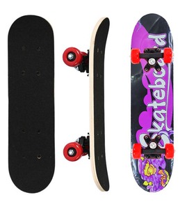 Skateboard <span class=keywords><strong>complet</strong></span> léger à 7 couches en bois <span class=keywords><strong>d</strong></span>'érable et nylon, idéal pour l'entraînement des <span class=keywords><strong>d</strong></span>ébutants - <span class=keywords><strong>Prix</strong></span> de gros - Product Image 1