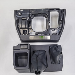Para Toyota Land Cruiser LC70 <span class=keywords><strong>Picku</strong></span> LC75, Fundas de Cuero para Palanca de Cambios, Portavasos LC76, LC79, FJ70, FJ79, Caja de Almacenamiento para Consola Central de Coche con USB - Product Image 3