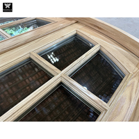 Porte en bois massif de chêne rouge de style américain classique pour l'entrée de la maison avec serrure intelligente