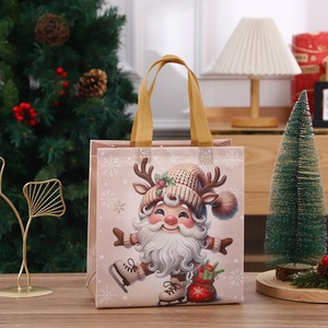 Bolsa de Regalo Cuadrada con Temática Navideña al por Mayor, de Tela No Tejida Gruesa y Reutilizable para Empacar Regalos Navideños - Product Image 4