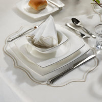 Napperon de serviette en lin biologique français de luxe Offre Spéciale à double bord brodé fait à la main en lin festonné pour hôtel personnalisé