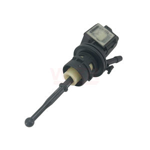 ปั๊มไฮดรอลิกปั๊มไฮดรอลิกกระบอกคลัทช์พลาสติกสำหรับรถ Audi ที่นั่ง Skoda VW อะไหล่รถยนต์1K0721388F WRR - Product Image 1