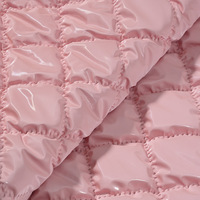 Cuir PU matelassé avec mousse éponge extensible et tissu de sol cousu diamant imperméable pour sac d'ameublement de voiture/fabrication de vêtements