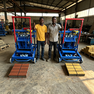 Máquina para Fabricar Ladrillos Tipo 2-45 para Construcción de Carreteras, Pavimentación de Patios de Construcción, Pavimentación de Calles y Muros Perimetrales - Product Image 4