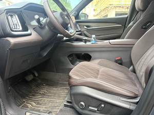 Modèle 2025 Geely <span class=keywords><strong>Starway</strong></span> L Transmission Automatique Eastern Radiance Version 4x4 2.0TD, en Bon État - Product Image 4