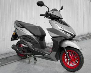 Vente en gros de scooters Honda1 NSC125R (Lixiang <span class=keywords><strong>125</strong></span>) 125cc d'<span class=keywords><strong>occasion</strong></span> - Plusieurs unités disponibles, excellent rapport qualité-prix - Product Image 1