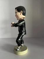 Figurine de danse en résine de style chibi - Personnage de dessin animé à collectionner, cadeau pour les fans de musique et de danse pour la décoration de la maison ou du bureau