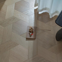 Plancher en bois de chêne multicouche FSC, imperméable, résistant à l'usure, panneaux de parquet géométriques pour hôtels haut de gamme et projets