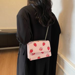 กระเป๋าสะพายไหล่ลายเรขาคณิตน่ารักสไตล์ยุโรป รุ่น Cross-border 2025 ฤดูใบไม้ร่วง  วัสดุโพลีเอสเตอร์  สายโซ่เดี่ยว  พกพาสะดวก  เหมาะสำหรับใช้ในชีวิตประจำวัน - Product Image 5