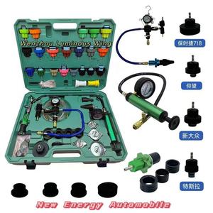 54-teiliges Universal-Fahrzeug-Digital-Display 12-24V Werkzeugset für Kühlerdruckprüfung, Leckageerkennung und Motoranalyse - Product Image 2