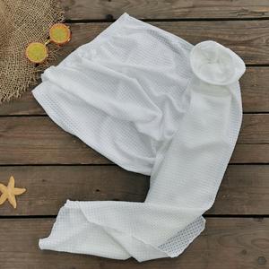 NOUVEAU STOCK Ensemble de bikini basique en <span class=keywords><strong>tricot</strong></span> Jupe de plage à grandes fleurs Maillot de bain 3 pièces Vêtements de plage - Product Image 5