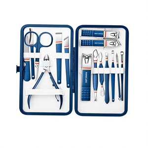 Ensemble de manucure et pédicure portable en acier inoxydable, kit de soin des ongles 6 pièces avec étui pour hommes, femmes, personnes âgées - Product Image 2