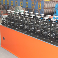 Machine de formage à froid pour panneaux de portes à enroulement en acier, équipement de production pour la fabrication de portes industrielles et commerciales