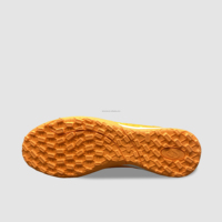 Fabricants de chaussures Jinjiang Vente en gros Chaussures de haute qualité pour hommes Crampons de football Chaussures de football bon marché personnalisées