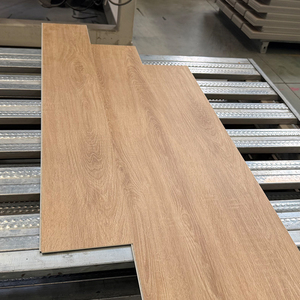 Suelos SPC <span class=keywords><strong>de</strong></span> Bajo <span class=keywords><strong>Precio</strong></span> con Diseño <span class=keywords><strong>de</strong></span> Grano <span class=keywords><strong>de</strong></span> Madera, Antideslizantes e Impermeables, para Decoración <span class=keywords><strong>de</strong></span> Suelos <span class=keywords><strong>de</strong></span> Casas, Apartamentos <span class=keywords><strong>y</strong></span> Villas - Product Image 5